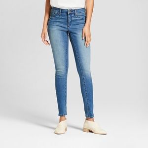 Women’s 0 | mid wash mid rise jeggings | Mossimo